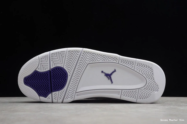 Purple Air Jordan CT8527-115 Court 4 0527